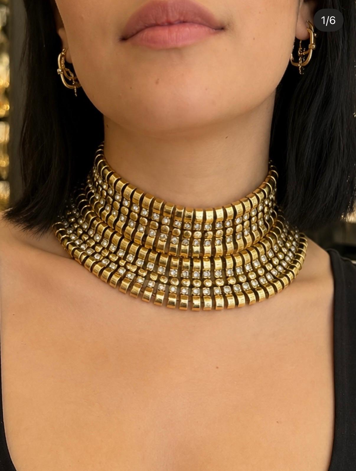 Nefertiti Kolye